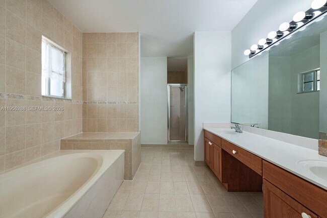 Building Photo - 13116 SW 136th Terrace