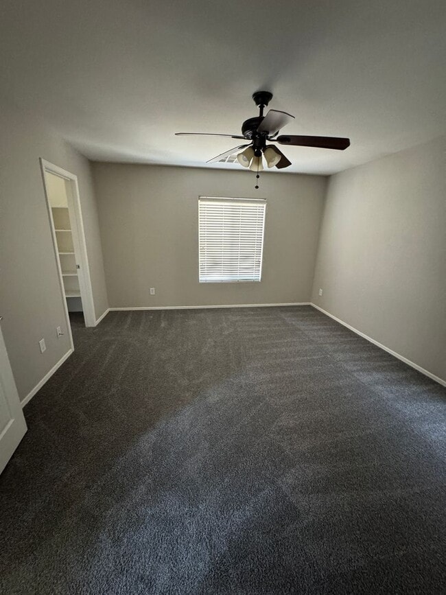 Building Photo - Beautiful 3 bedroom 2.5 bath home for Rent...