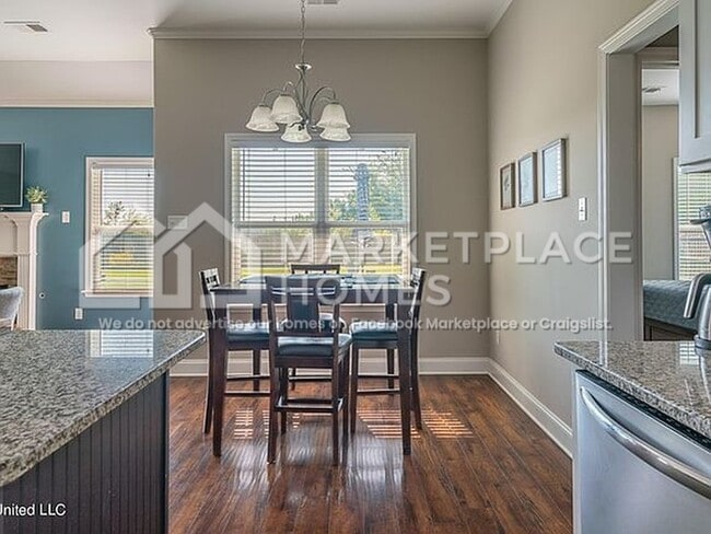 Building Photo - 8295 Blue Ridge Dr