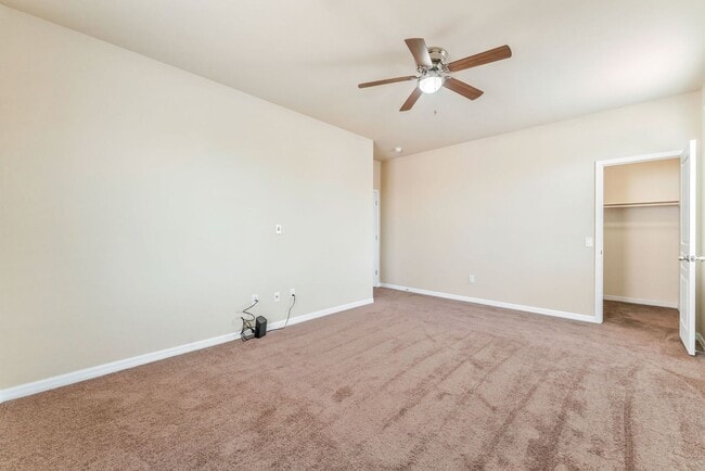 Building Photo - Charming Home in a Prime Southwest Las Vegas Location!
