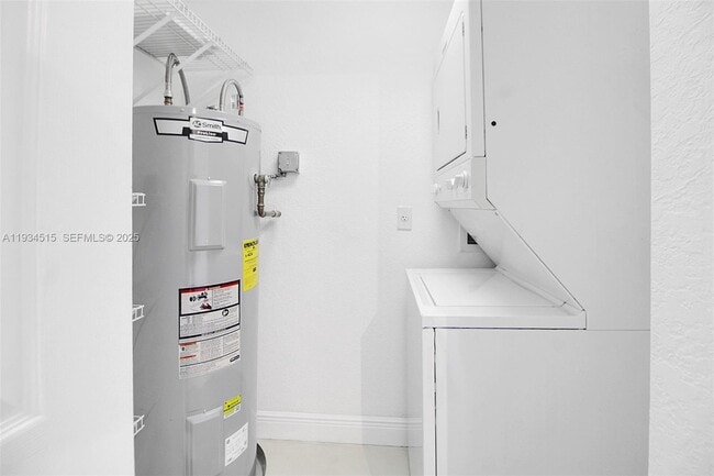 Building Photo - 3204 Bird Ave