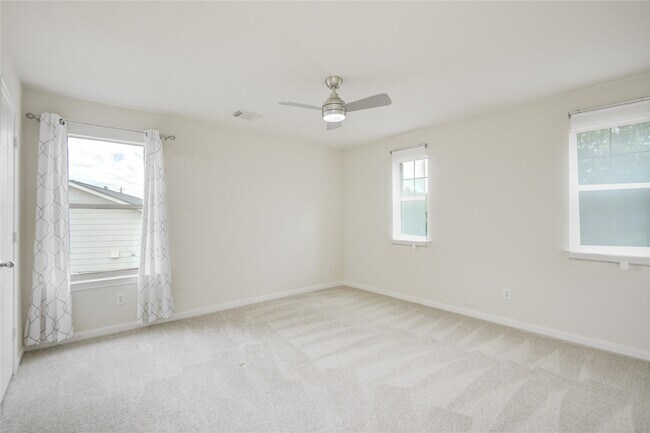 Building Photo - 8542 Village Rose Ln