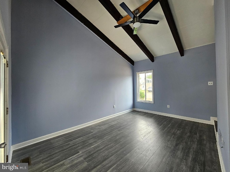 Building Photo - 6020 Regents Park Rd