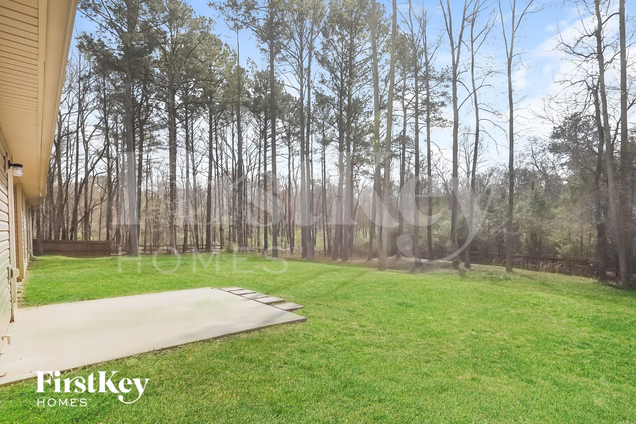 Building Photo - 1537 Cedar Creek Dr