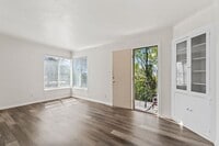 Building Photo - Peaceful 1 Bedroom Apartment Near the Utah...