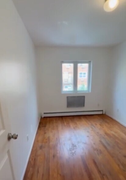 Building Photo - 15533 78th St