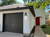 Building Photo - 9708 Sugar Hill Dr