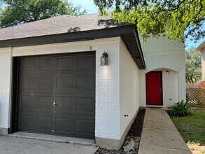 Building Photo - 9708 Sugar Hill Dr