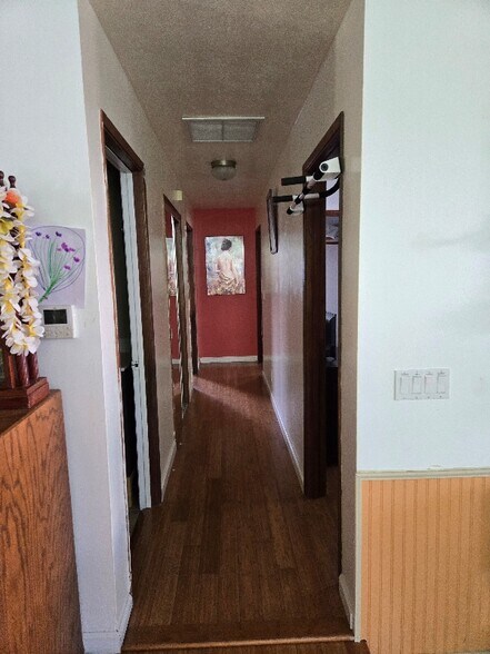 Building Photo - 133 Puhili St