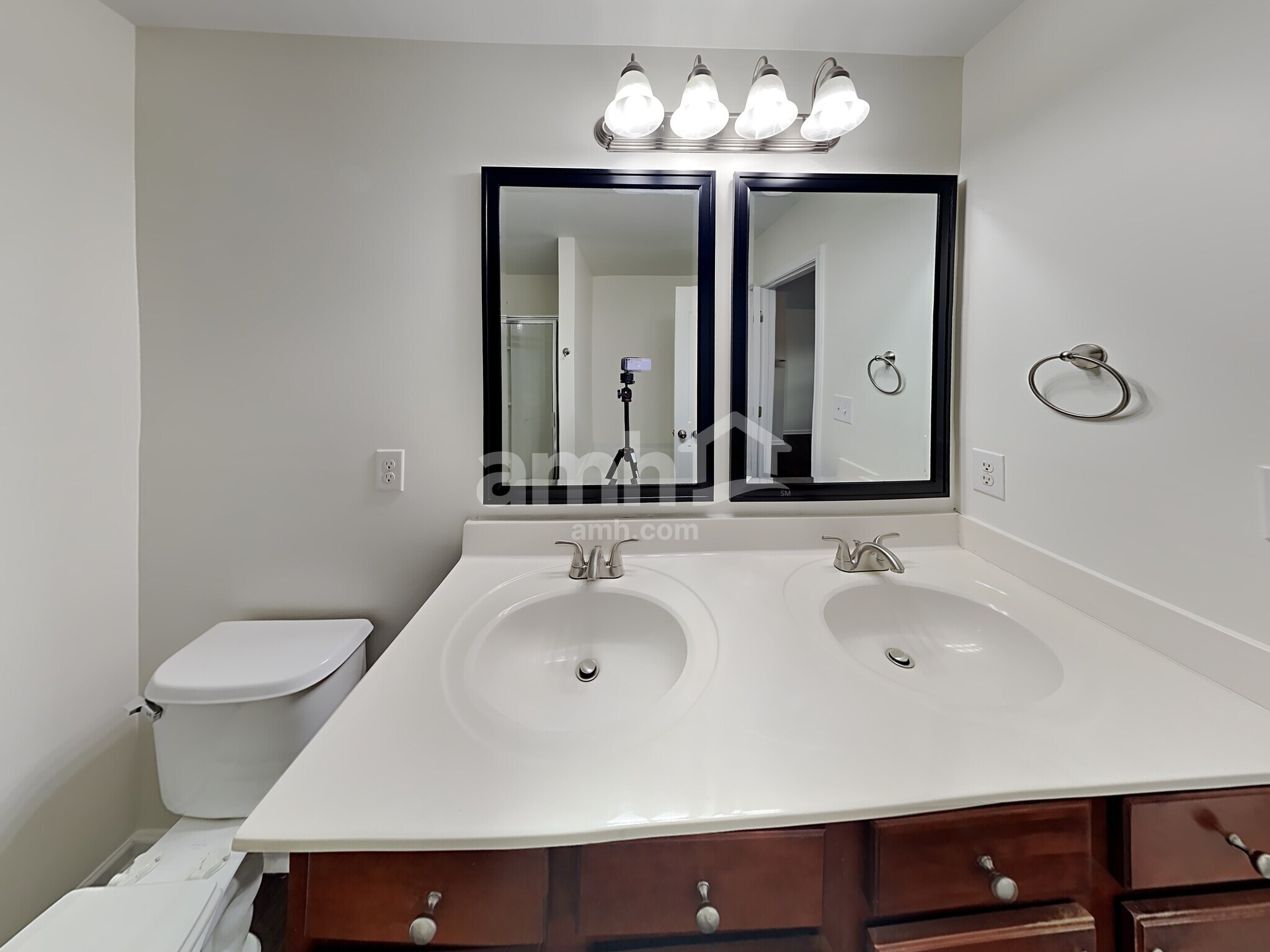 Building Photo - 12814 Settlers Trail Ct