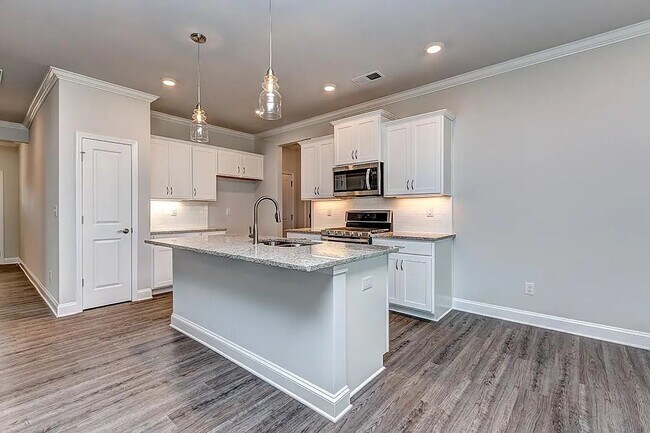 Building Photo - 5126 Helmsworth Dr