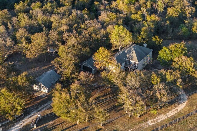 Building Photo - 158 Uriah Dr