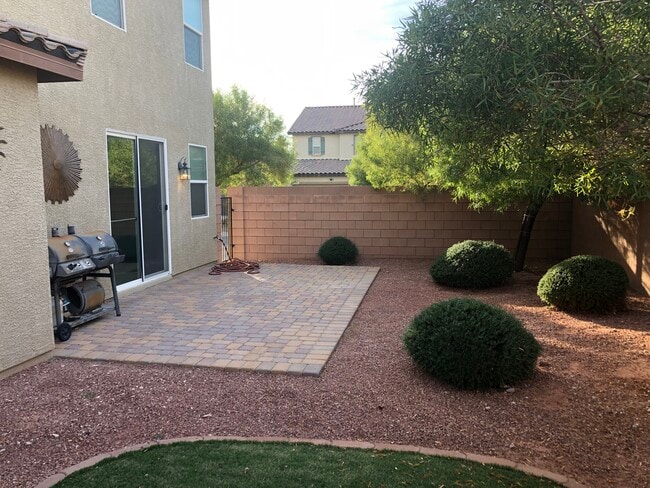 Building Photo - 6978 Foggy Mist Ave