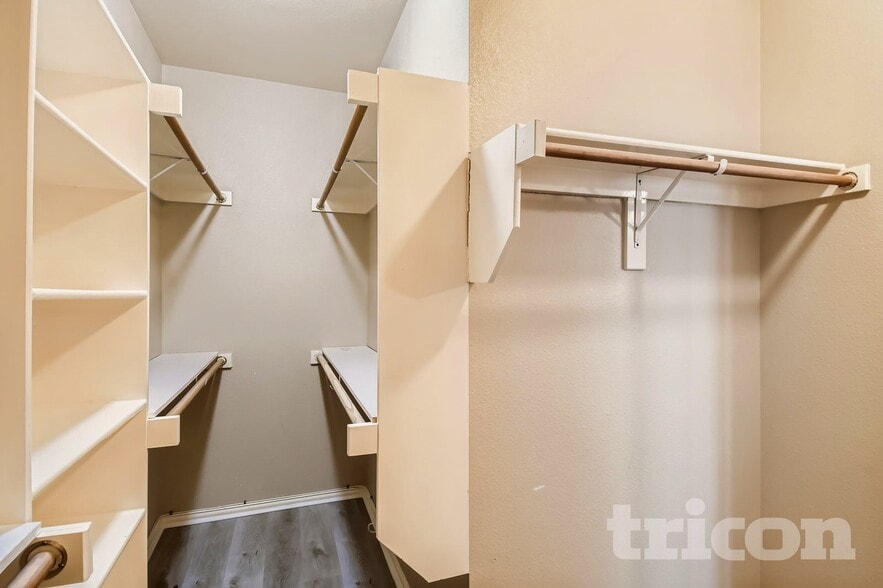 Building Photo - 761 Meghann Ln