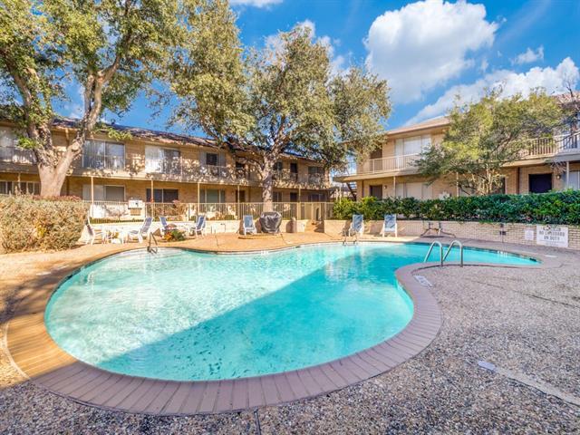 Building Photo - 11108 Valleydale Dr