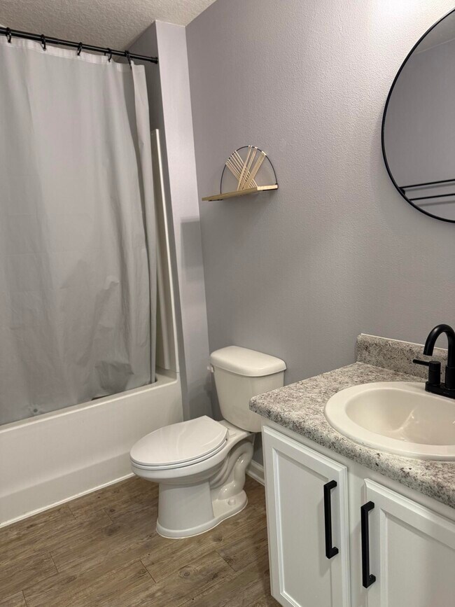 Building Photo - 351 Merlin Ct