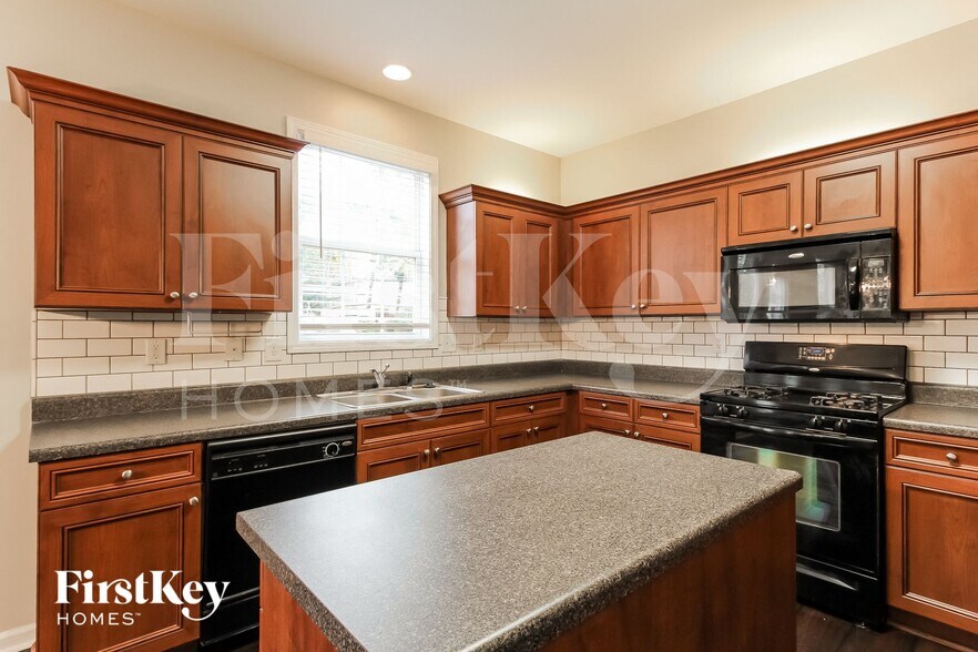 Building Photo - 3836 Bald Eagle Drive