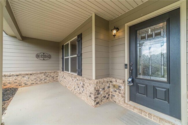 Building Photo - 511 Lena Dr