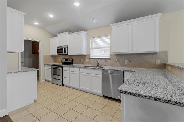 Building Photo - 1316 Red River Dr