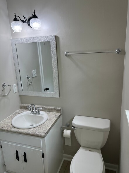 Building Photo - 455 Ruby Johnson Dr