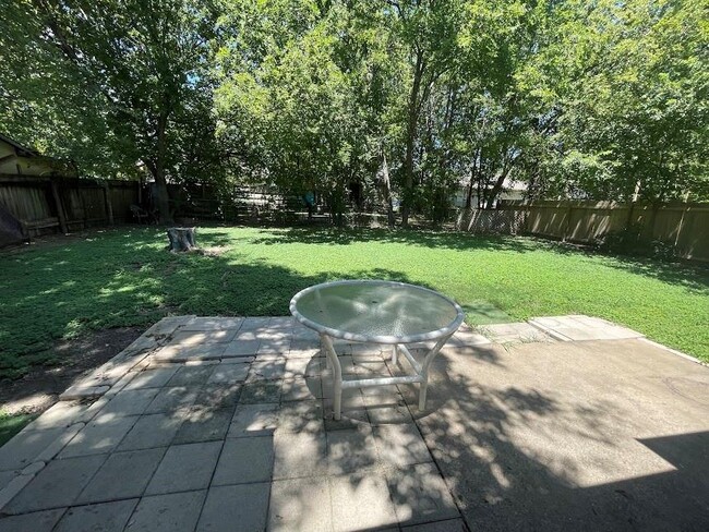 Building Photo - 5100 Galen Ct