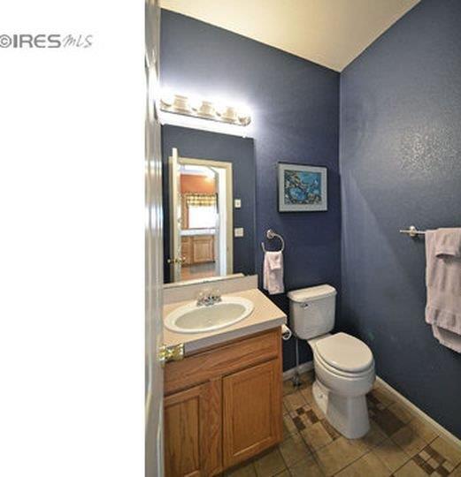 Main floor 1/2 bath - 95 Pike Lane