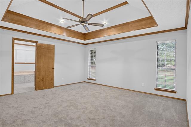 Building Photo - 1013 Alamo Dr