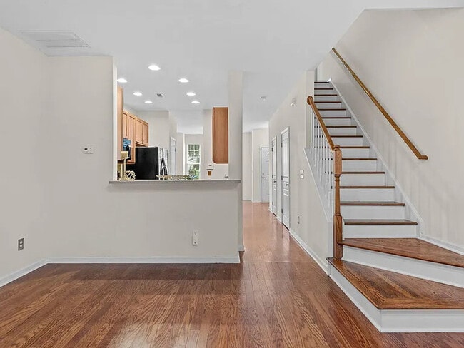 Building Photo - Earn Wealth While Leasing - Like a Homeown...