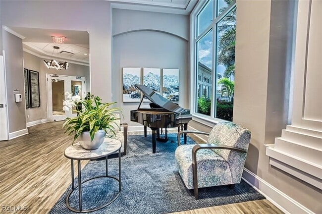 Building Photo - 10018 Oakhurst Way