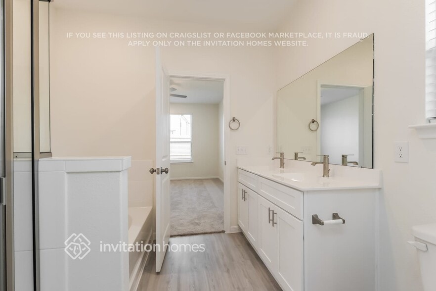 Building Photo - 13430 Maltessa Dr