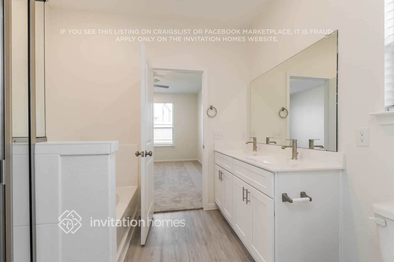 Building Photo - 13483 Maltessa Dr