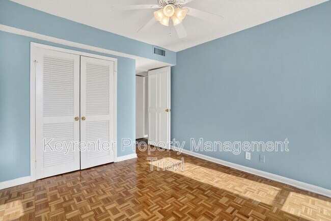 Building Photo - 1101 N Elm St
