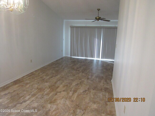 Building Photo - 151 Plover Ln