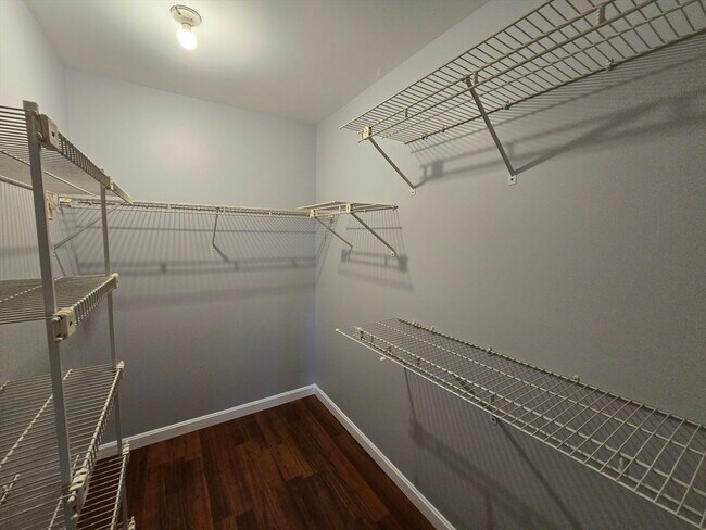 Building Photo - 500 Washington St