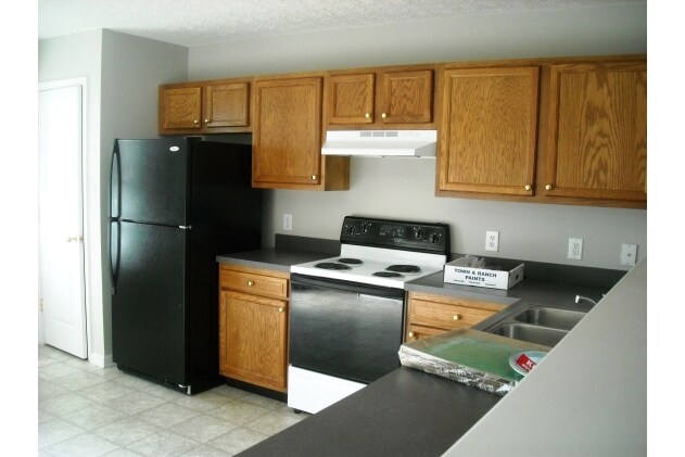 Building Photo - 801-823 Orange Blossom Dr