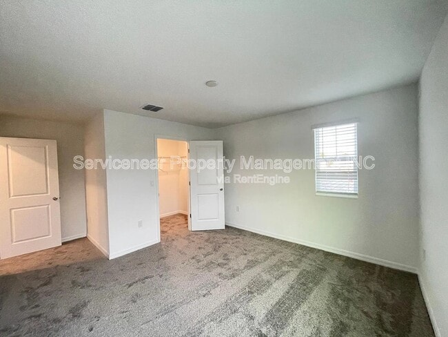 Building Photo - 3931 Willow Brk Dr
