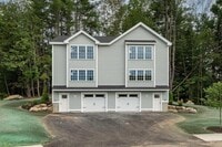Building Photo - 27 Birch Hl Ln