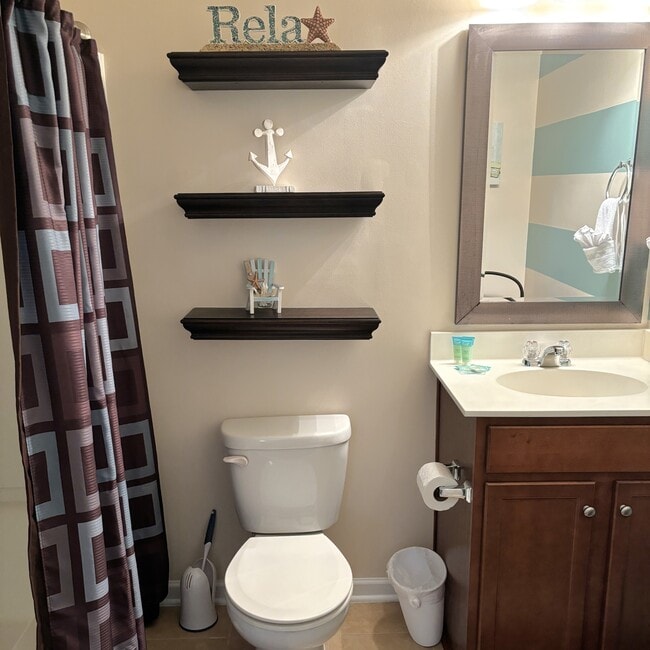 Building Photo - 6253 Catalina Dr