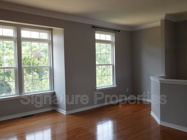 Building Photo - 8197 Belton Cir