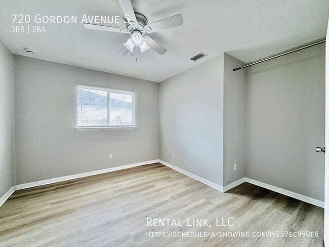 Building Photo - 720 Gordon Ave S