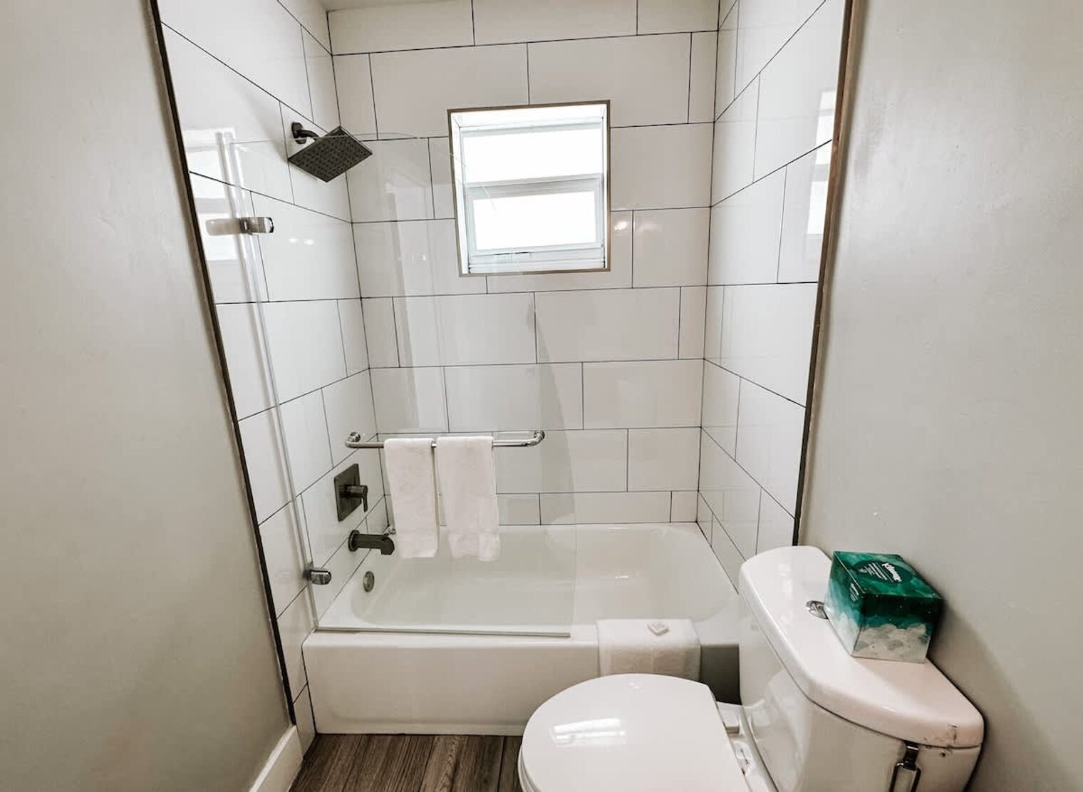 Building Photo - 50 Davie Blvd