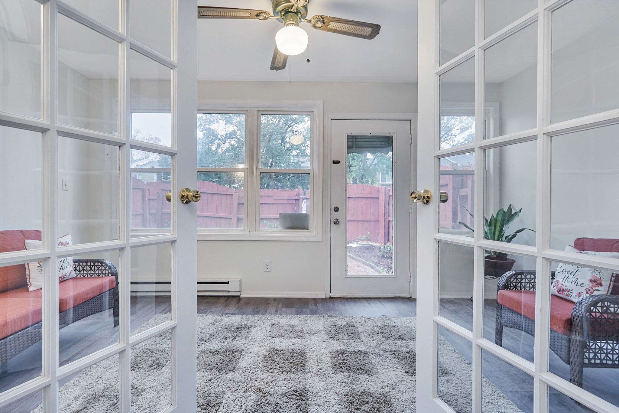 Building Photo - 5213 Clover Hill Dr