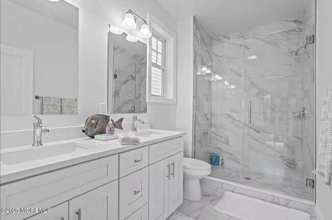 Building Photo - 207 Carteret Ave
