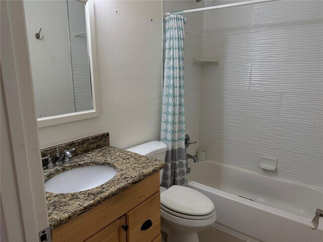 Building Photo - 1831 Bough Ave