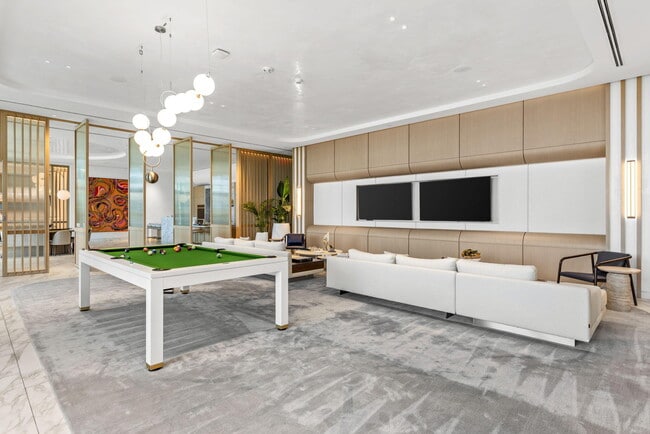 Building Photo - 900 N Ocean Blvd