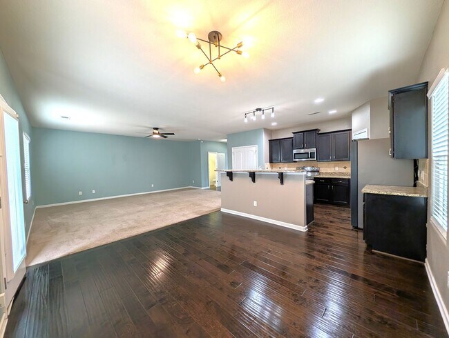 Building Photo - 9223 Avery Meadows Dr