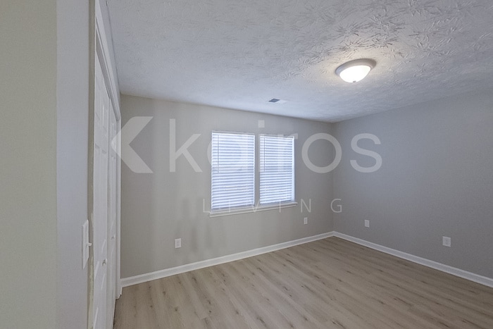 Building Photo - 341 Canada Ct