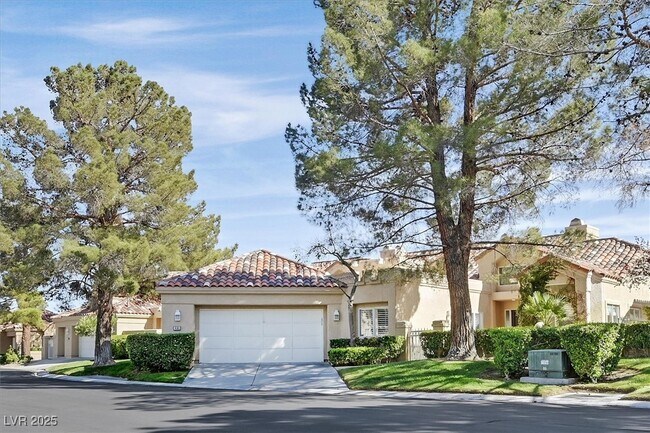 Primary Photo - 8161 Round Hills Cir