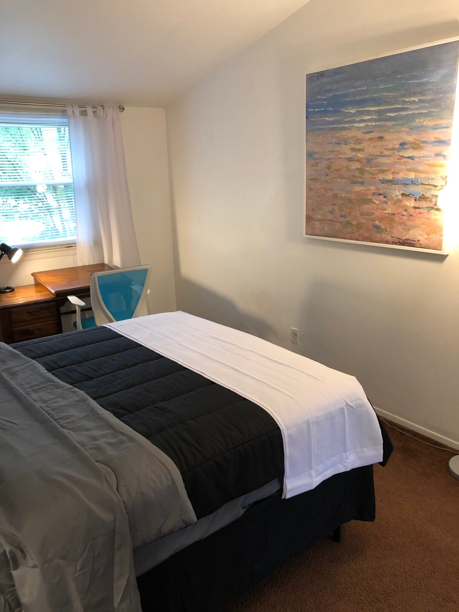 Building Photo - 10 Woodchuck Ln