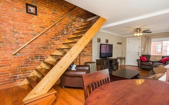 Building Photo - 825 S Linwood Ave